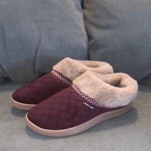 Muk Luk Charles Velvet Clog